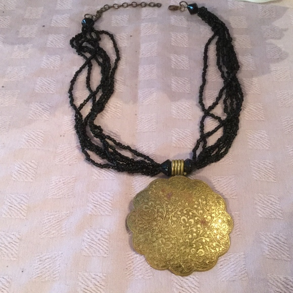Necklace - Picture 1 of 2
